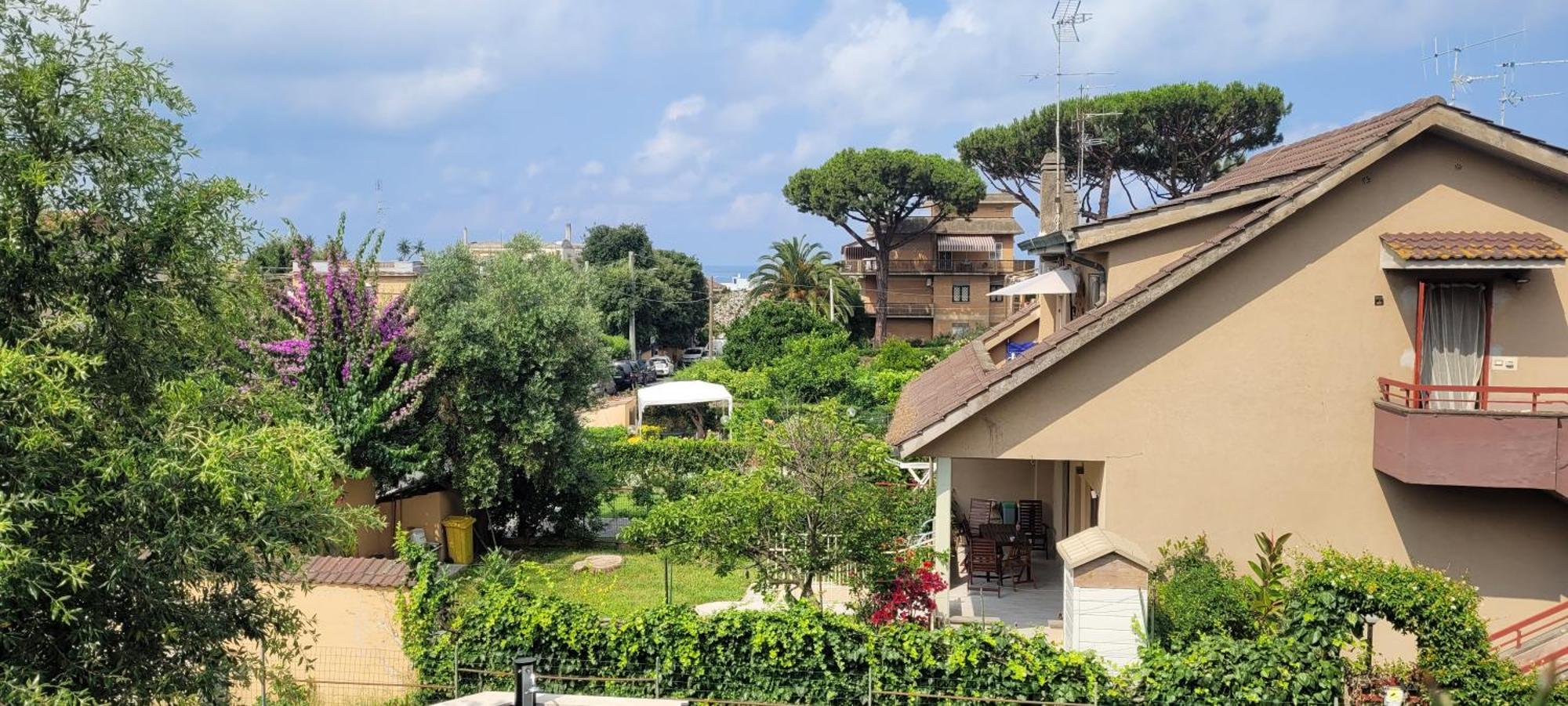 Villa Rimini - Seaview & Roman Holidays Apartments - Garden&Beach 300Mt Anzio Exterior photo